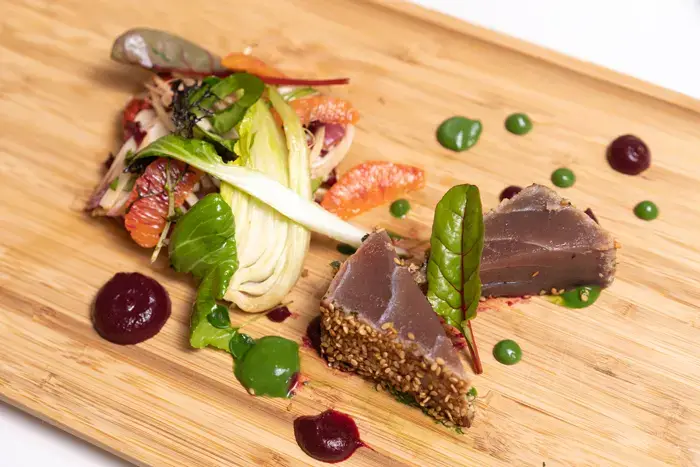 Tataki de thon rouge au sésame